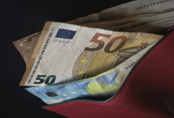 Quali sono i criteri per valutare l'acquisto di un appartamento in una nuova costruzione a Milano?